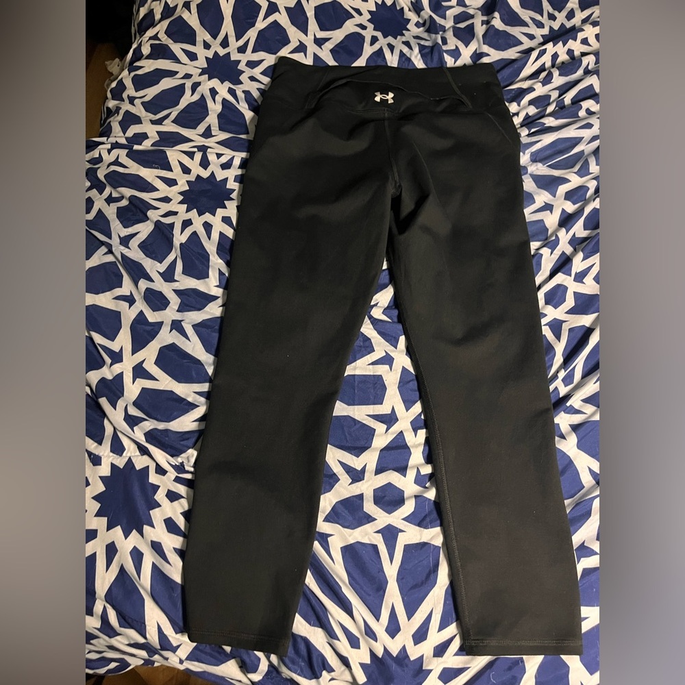 Black workout leggings